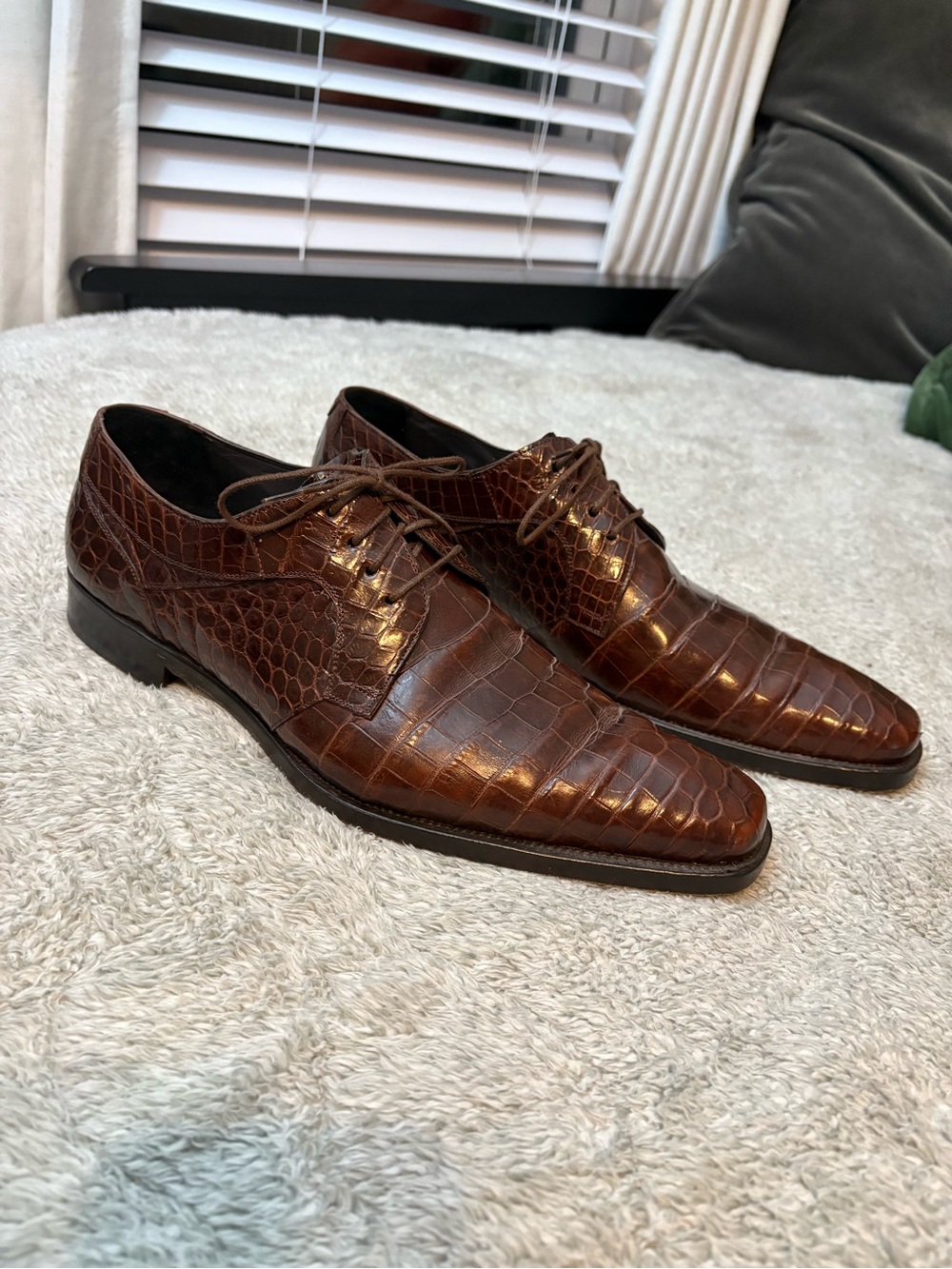 Mezlan Platinum Genuine Croc Leather Oxfords